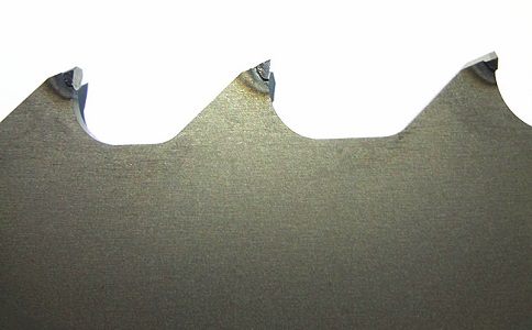 避免硬质合金带锯条切斜方法 避免硬质合金带锯条切斜方法